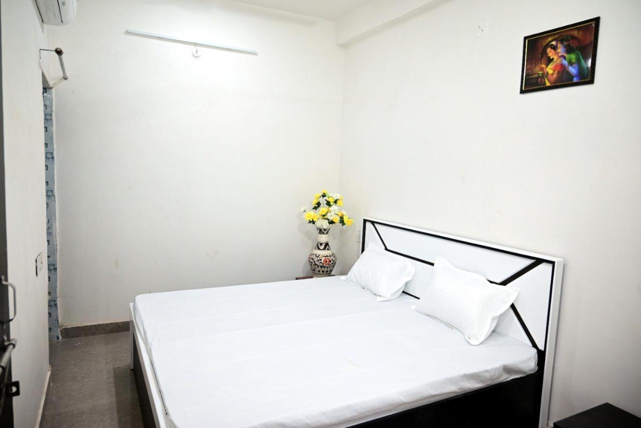 Devargh Residency Varanasi Exteriör bild